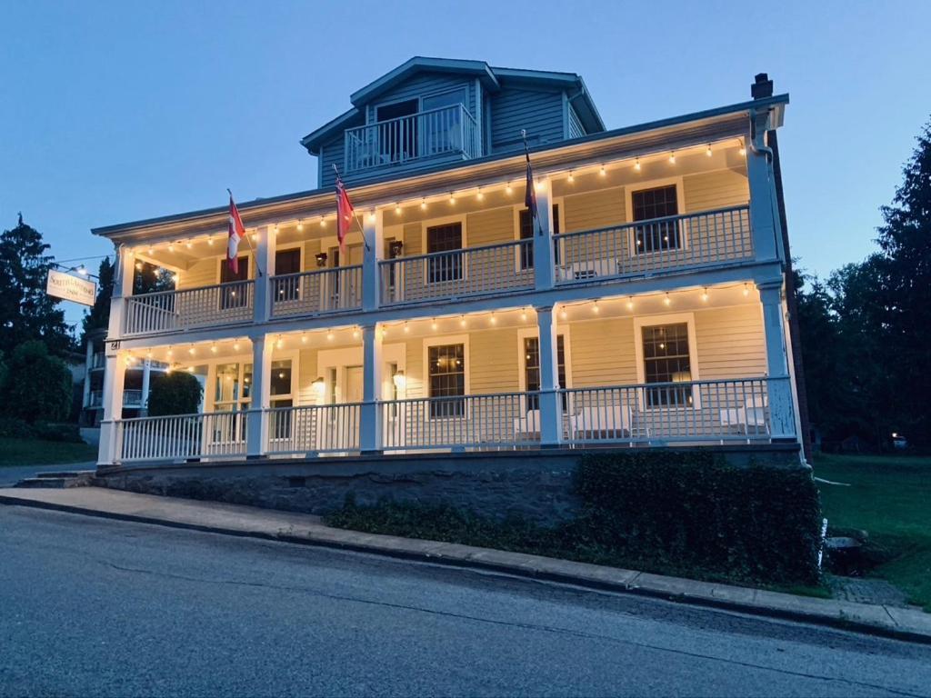 Inn South Landing 2*