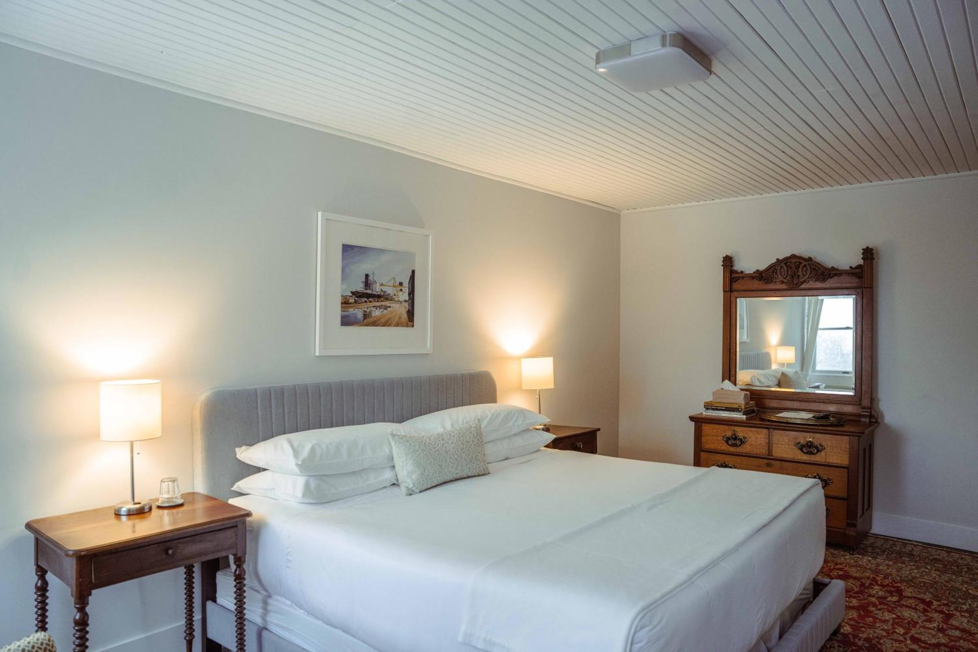 South Landing Inn 2*